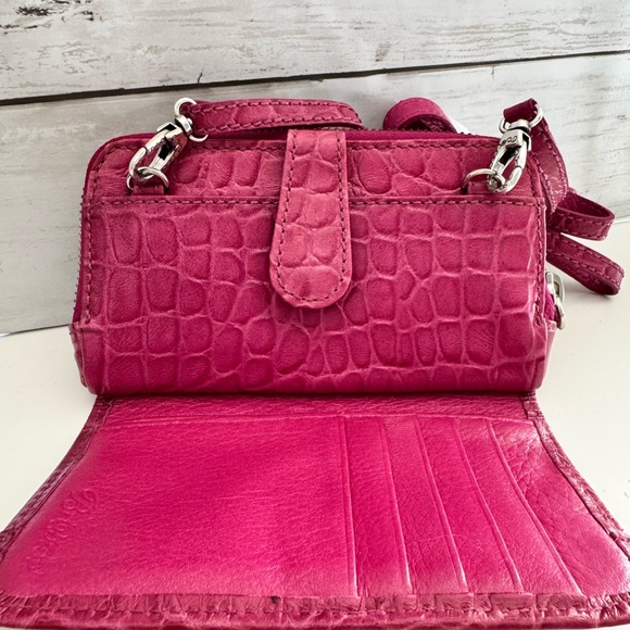 Vintage Brighton Crossbody Wallet - Picture 3 of 5